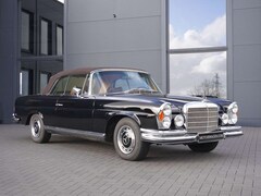 Bild des Angebotes Mercedes-Benz 280 SE 3,5 Cabriolet *Pappdeckelbrief*
