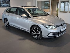 Bild des Angebotes VW Golf VIII Life*Matrix-LED*ACC*HUD*AHK*KAM