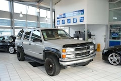 Chevrolet Tahoe 5.7 V8 Sport Utility Vehicle K1500