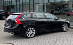 Bild des Angebotes Volvo V60 V60 D6 Twin Engine Geartronic Momentum