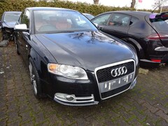 Bild des Angebotes Audi S4 4.2 quattro Xenon Leder "Rechtslenker"
