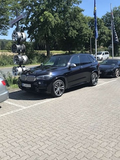 Bild des Angebotes BMW X5 M M50d Sport-Aut. F15 M-Sportpaket M-Paket
