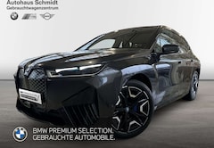 Bild des Angebotes BMW iX xDrive40 *Sportpaket*22"*LC Prof.*HUD*H/K*AHK*SkyL