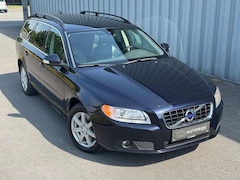 Bild des Angebotes Volvo V70 2.0 Kombi Momentum*AUT*LEDER*BI-XENON