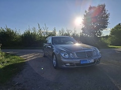 Bild des Angebotes Mercedes-Benz E 220 E-Klasse T-Modell Diesel T CDI Avantgarde