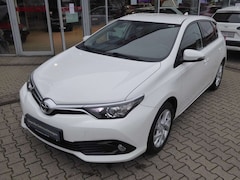 Bild des Angebotes Toyota Auris 1.2 Comfort + Anhängerkupplung