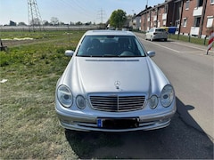 Bild des Angebotes Mercedes-Benz E 500 4Matic Automatik Avantgarde 77954 km