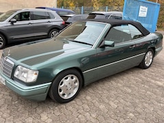 Bild des Angebotes Mercedes-Benz E 320 W124 Cabrio Top Zustand  2+ H-Kennzeichen