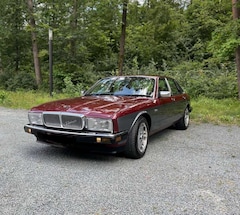 Bild des Angebotes Jaguar XJ40 Daimler XJ40, H-Kennzeichen, Klimaa….