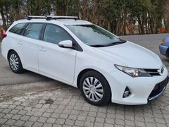 Bild des Angebotes Toyota Auris Basis -SPORTS -1.4 - EURO 5 - TÜV NEU -