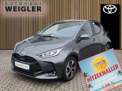 Bild des Angebotes Toyota Yaris Hybrid Teamplayer Comfort-Paket