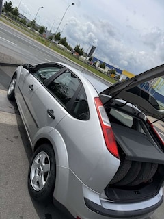 Bild des Angebotes Ford Focus 1.4 16V Trend