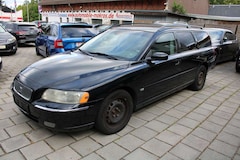 Bild des Angebotes Volvo V70 D5 DPF Summum BiXenon Leder Navigation Standhzg SH