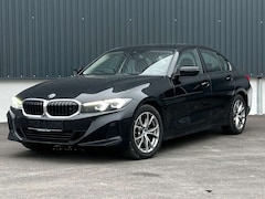 Bild des Angebotes BMW 318 d Lim. Aut. LED Curved HUD Kamera 1-Hand 17"