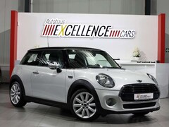 Bild des Angebotes MINI Cooper PEPPER II EXCITEMENT SILVER & BLACK NAVI+