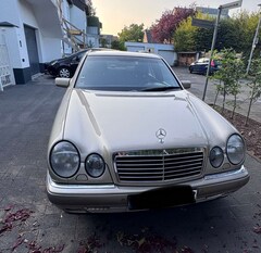 Bild des Angebotes Mercedes-Benz E 280 Mercedes-Benz E 280 4MATIC