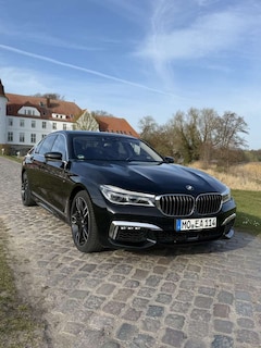 Bild des Angebotes BMW 750 750 d xDrive G11 Sport M Voll Garantie 1 Jahr