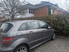 Bild des Angebotes Mercedes-Benz 180 Kombilimousine