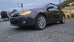 Bild des Angebotes VW Golf VI Cab. 1.6 TDI Cup Nav GRA PDC SH Winds