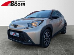 Bild des Angebotes Toyota Aygo X 1,0 Teamplayer *SHZ APPLE CAR KMAERA*