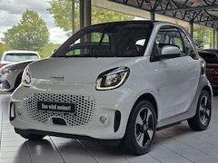 Bild des Angebotes smart forTwo ForTwo EQ Coupé Passion 22KW+LED+KAM+2xKABEL+15"
