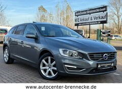 Bild des Angebotes Volvo V60 Kombi Summum*AHK*Schiebedach*8-fach bereift*