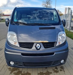 Bild des Angebotes Renault Trafic 2.0 dCi 115 FAP Combi L2H1 teilverglast Mixto