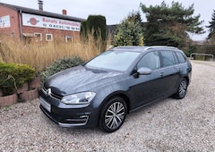 Bild des Angebotes VW Golf Variant 1.2 TSI Allstar *Klimatr,Standhzg,PDC,Sitzhzg*
