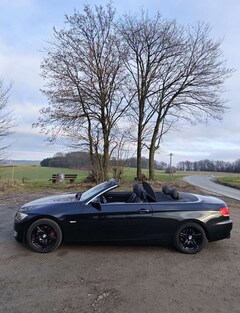 Bild des Angebotes BMW 325 325i Cabrio Aut.