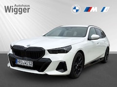 Bild des Angebotes BMW 520 d Touring/M-Sportpaket/HUD/AHK-elekt./HarmanKardon