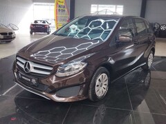 Bild des Angebotes Mercedes-Benz B 180 d 7G-Tronic DAB+ Navi Klima Tempo 1. Ha