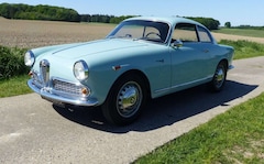 Alfa Romeo Giulietta Sprint Coupé-sehr dynamisch, hohe Qualität