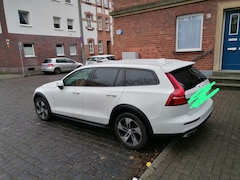 Bild des Angebotes Volvo V60 Cross Country B4 AWD Pro