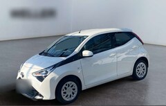 Bild des Angebotes Toyota Aygo x-play *Bremsassistent*Bluetooth*Klimaanlage*