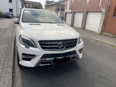 Bild des Angebotes Mercedes-Benz ML 500 4MATIC 7G-TRONIC