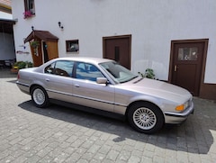 Bild des Angebotes BMW 735 i V8 top gepflegt