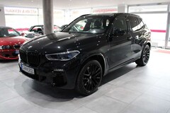 Bild des Angebotes BMW X5 M d INDIVIDUAL SKY LOUNGE *BLACK PACK*