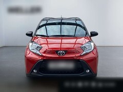 Bild des Angebotes Toyota Aygo X Team D *ACC*Kamera*CarPlay*SHZ*Bi-Tone*DAB*