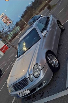 Mercedes-Benz E 200 Classic