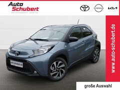 Bild des Angebotes Toyota Aygo X 1,0l Teamplayer+Sitzhzg+DAB+Rückfahrkamera+Spurhal