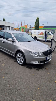 Bild des Angebotes Skoda Superb 1.8 TSI DSG Elegance