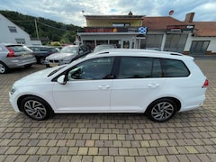 Bild des Angebotes VW Golf 7 Variant 2,0TDI Sound Navi,ACC,RCD,AHK,