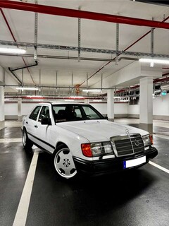 Bild des Angebotes Mercedes-Benz E 260