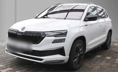 Bild des Angebotes Skoda Karoq 2.0 TSI DSG 4x4 Sportline Pano Navi+VC ACC RFK+...