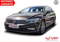 Bild des Angebotes VW Passat Variant 2.0TDI DSG R-Line Matrix Navi AHK