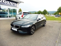 Bild des Angebotes Volvo V60 B3 Kombi Core