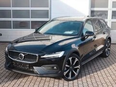 Bild des Angebotes Volvo V60 Cross Country V60 B5 Cross Country*Ultimate*B&W*Massa*StH*