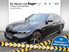 Bild des Angebotes BMW 330 e xDrive M Sportpaket AHK GSD LED HK HiFi