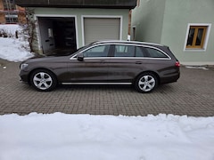 Bild des Angebotes Mercedes-Benz E 200 E 200 d T 9G-TRONIC Avantgarde