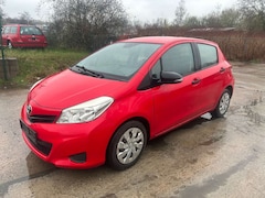 Bild des Angebotes Toyota Yaris Cool